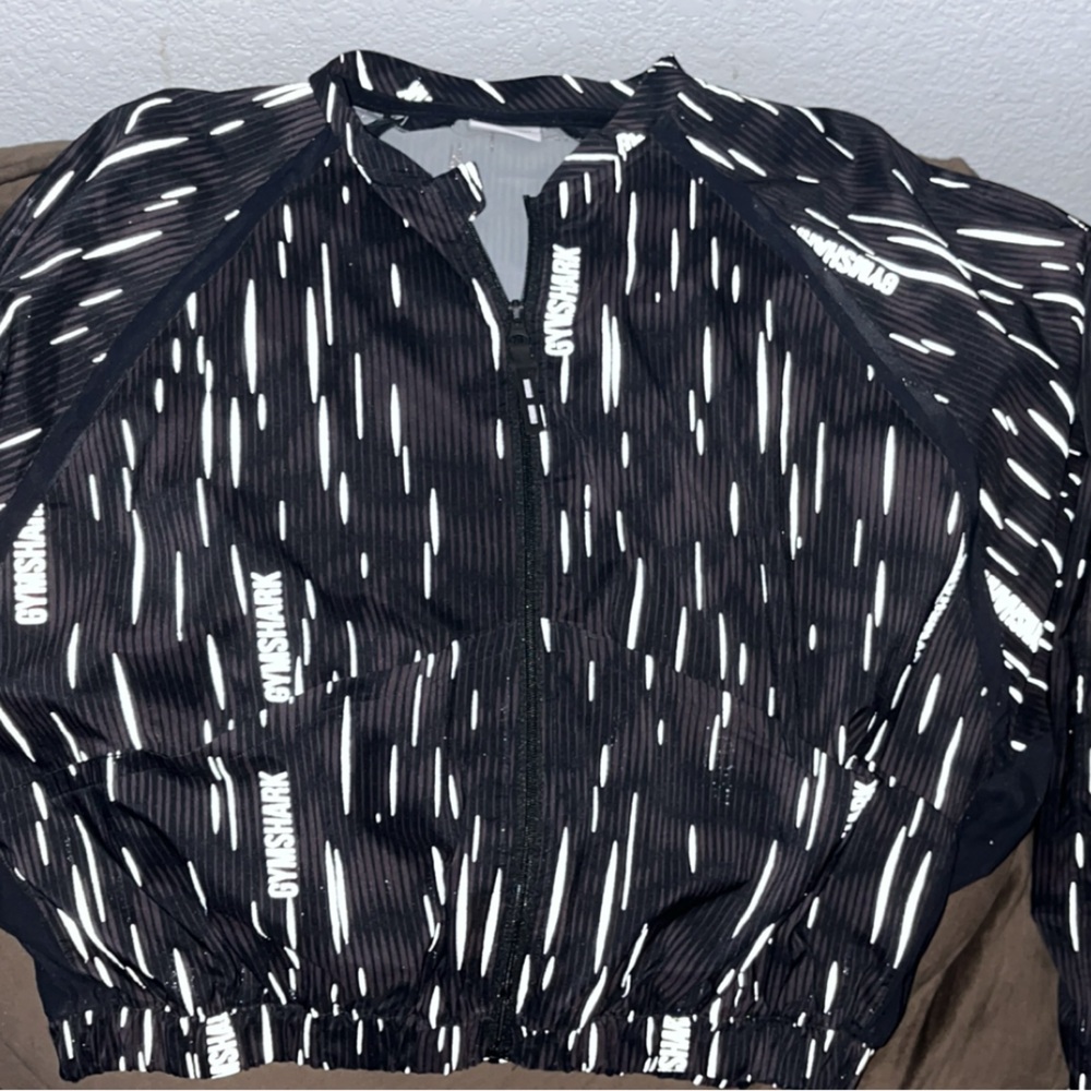 Gym Shark Crop Top Jacket black